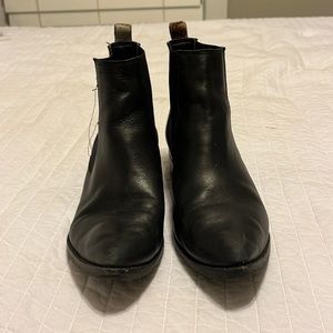Pointed-Toe Black Boot with Cheetah Detail